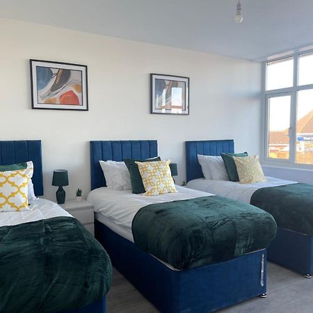 1 Bedroom Apartment - Flitwick - Contractor Friendly - Tourist Ready - Full Kitchen - Wifi - Smart Tv - Sofa Bed - Free Parking - Ideal For Short Or Long Stays Bagian luar foto